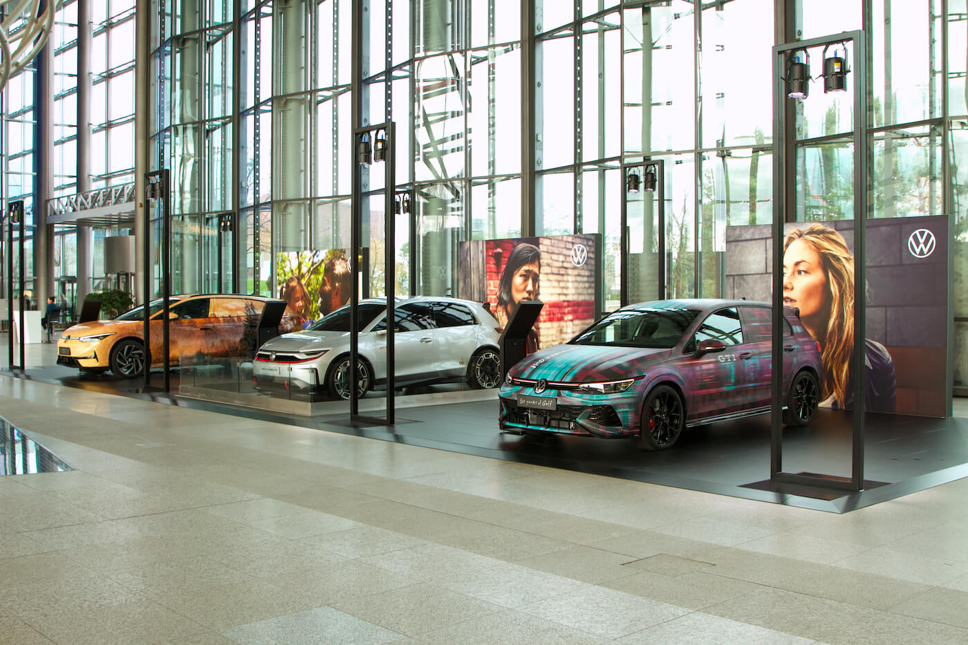 <h2><strong>Car Exhibition </strong></h2>
